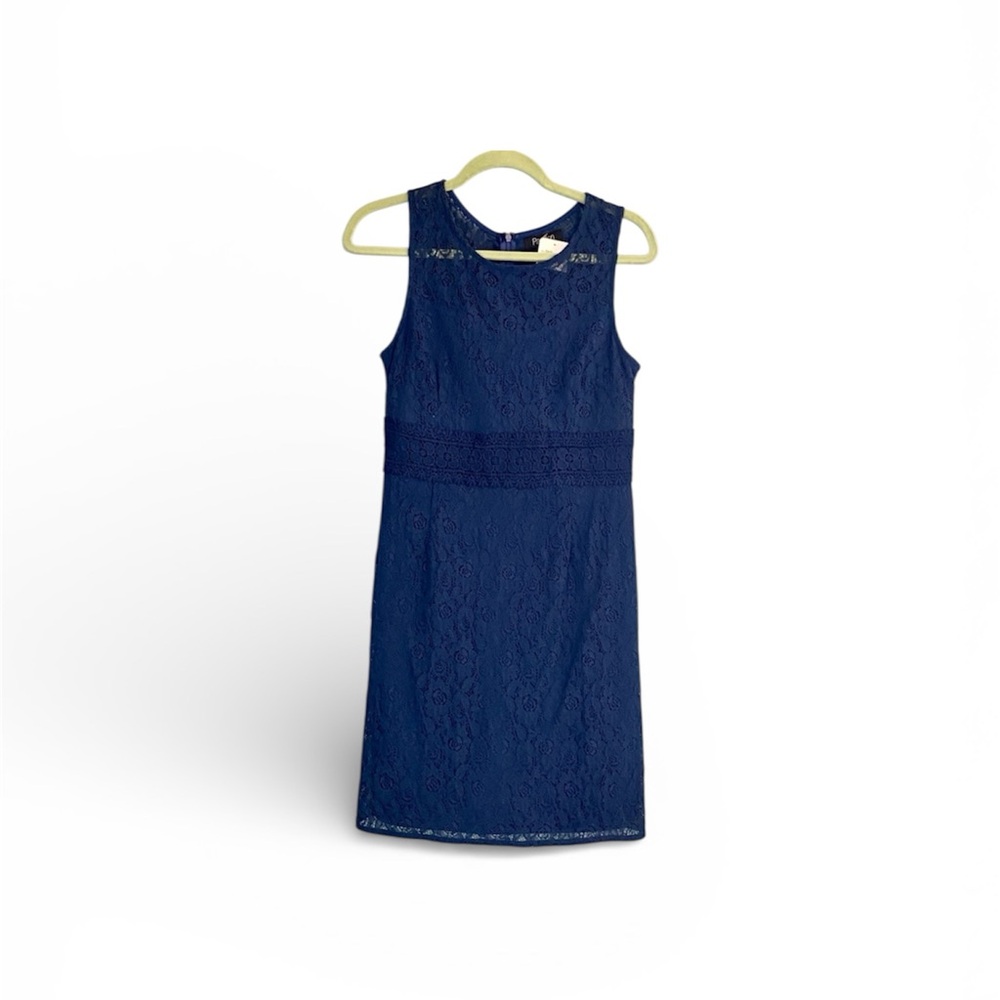 NWT Papillon Blue Lace Eyelet Dress Sleeveless Sheath Crewneck Stretch Sz M